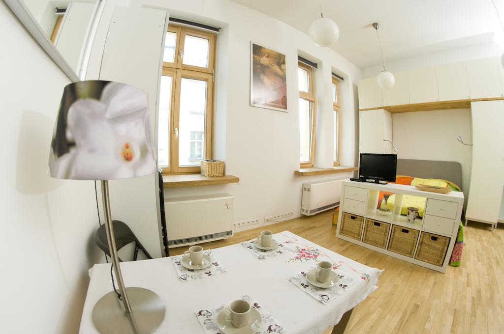 New Sweet One Apartment Krakow Room photo